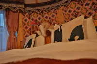 Ergun City Hei Shan Tou Ye Ma Wu Jiang Tian Bian Guesthouse