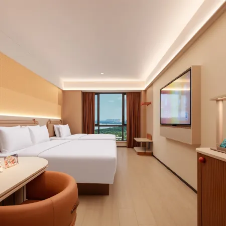 Orange Hotel (Changsha Xiangjiang Joy City Dawangshan Subway Station)