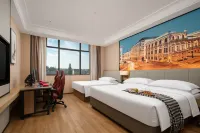 Jingshi Time and Space E-sports Hotel (qianjiang Bus Station Branch) - 2 stjerner