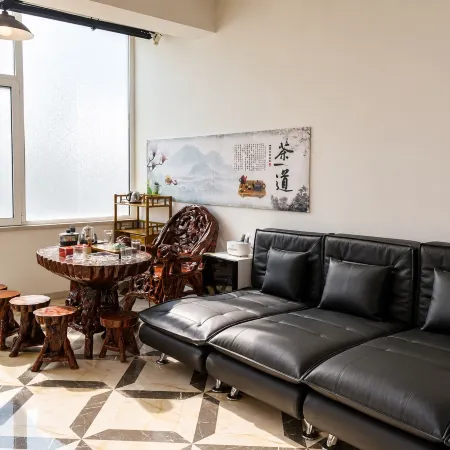 Liulin Qixi Hotel