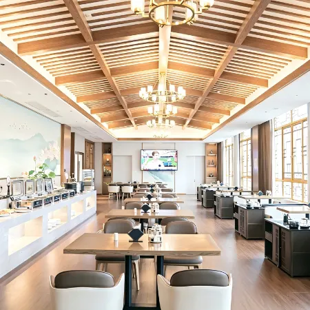 Guigang Bushan Naxiang International Hotel (Bushan Gujun Branch)