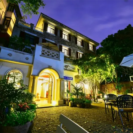 Soho Garden Villa Hotel (Shanghai Jiaotong University Metro Station Flagship)