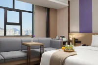 Xiangxiang Hotel - parking