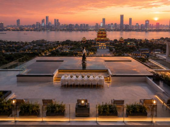 Nanchang • Tengwang Pavilion SOULMATES • AWAKENING | Cinema-themed Light Residence Hotel