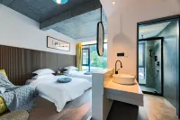 Floral Hotel·Qixili · Surround Mountain Stream & Private Hot Spring Designer Villa - Pet friendly