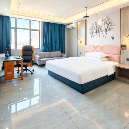Yaxin E-Sports Hotel (Bomei)