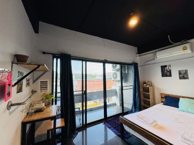 La Belle Nuit Hostel