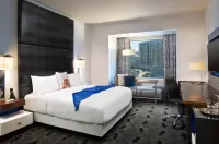 W Dallas - 5-Star