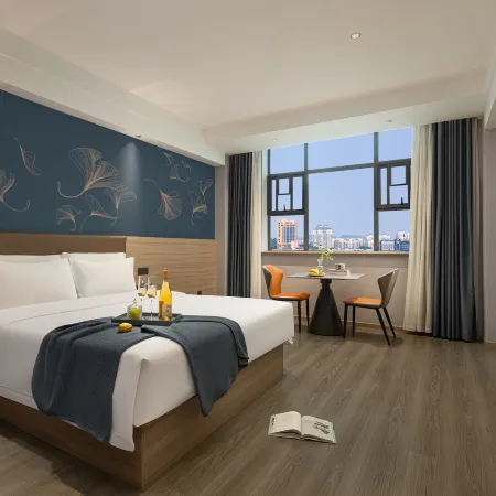 Heber Star Hotel (Shaodong High-speed Railway Station Commercial City Branch)
