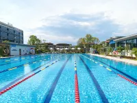 Longyan Longquan Hot Spring Hotel - Pool