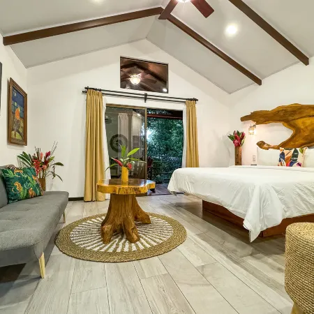 ECOTICA Boutique Hotel
