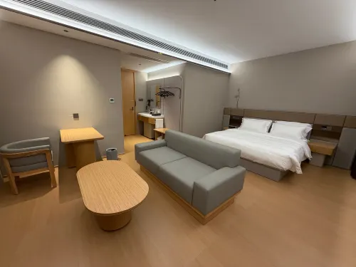 Tata Hotel FangchengStor - 2-Star