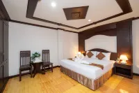 Natchaya GuestHouse - موقف سيارات
