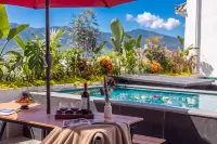 Qi'an  Hotel, Tengchong City, Yunnan Province, China - piscine