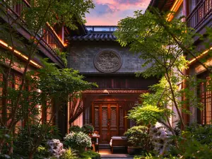 Honglu Garden Hotel (Xi'an Zhonggulou Huimin Street Branch)