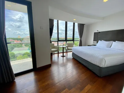 Hotel Scion Yangon Các khách sạn ở Mayangon