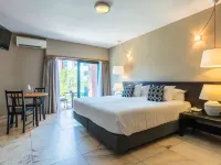 Topazio Vibe Beach Hotel & Apartments - Adults Friendly Отели рядом с достопримечательностью «Монтешору»