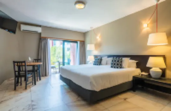 Topazio Vibe Beach Hotel & Apartments - Adults Friendly
