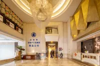 Grand Hotel (May Fourth Square Hong Kong Middle Road) - Pet friendly