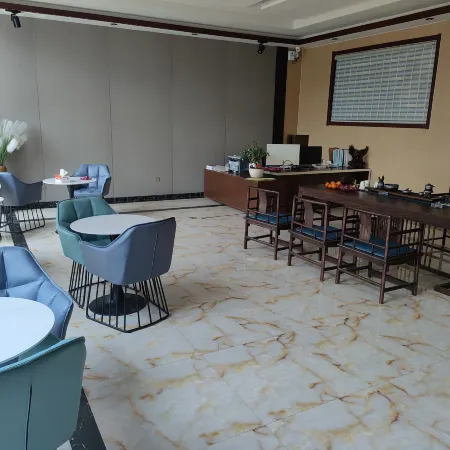 Elegant Hotel