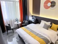Small Times Convenience Inn