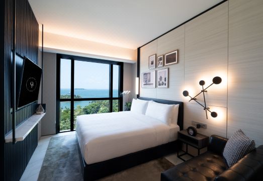 3. 디 아웃포스트 ..