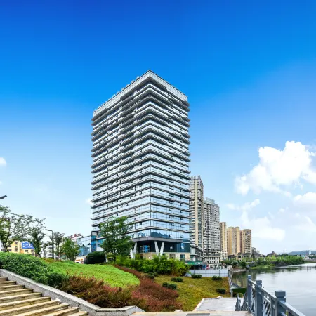 Lavande Hotel (Bazhong Fortune Center)