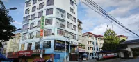 Longlin Tianbao Business Hotel Hotels near Xilin Martyrs' Cemetery