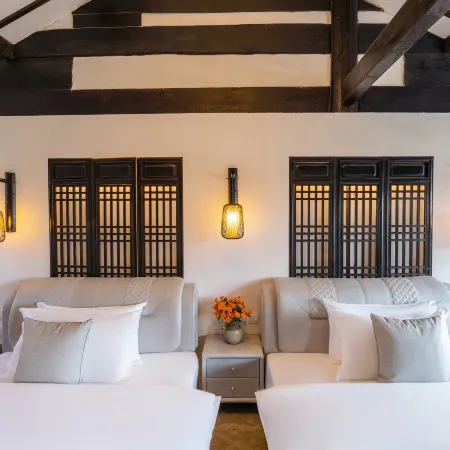 Haitang Bay Resort Pillow Mountain Xigu Snow Mountain View Garden Beauty Villa