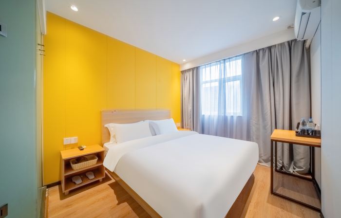 Pudding Select Hotel (Hangzhou Wulin Square Fengqi Road Jianguo North Road Metro Station Branch)