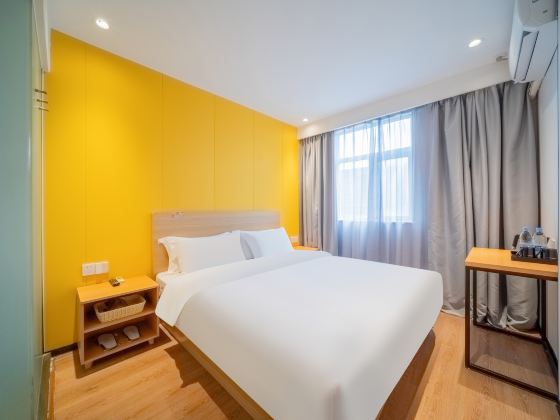 Pudding Select Hotel (Hangzhou Wulin Square Fengqi Road Jianguo North Road Metro Station Branch)