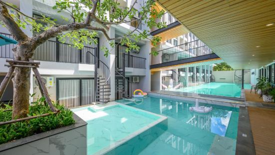 Tour De Phuket Hotel