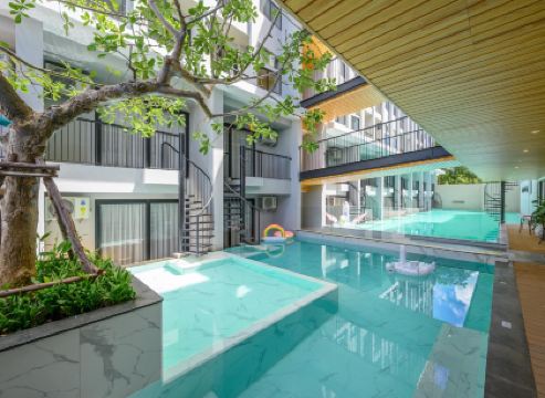 โรงแรมตูร์ เดอ ภูเก็ต