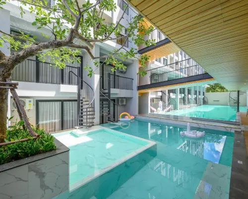 Tour De Phuket Hotel Hotels near Wat Si Sunthon