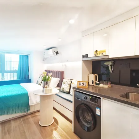 Kaisheng Boutique Holiday Apartment (Guangzhou South Railway Station Hanxi Changlong Subway Station) Отели рядом с достопримечательностью «Панью»