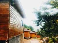 興隆霧靈山首譽自然靜吧 興隆のホテル