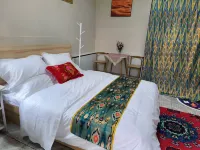 Rehestan Street, Wangfu, Kuche CityThere is a homestay in Menbazha Alley here - Kitchenette