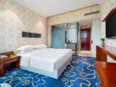 Golden Holiday Hotel (Nanning Chaoyang Plaza Railway Station) Hotels in Nanning