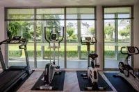 Château Belmont Tours by The Crest Collection - Gym