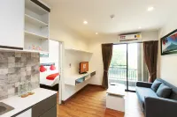 B2 Sriracha Premier Hotel - balcony