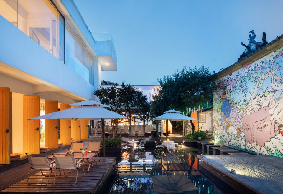 大理花旧·喜舍酒店外景图