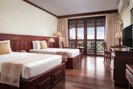 Angkor Paradise Hotel Отели рядом с достопримечательностью «Miniature Replicas of Angkor’s Temples»