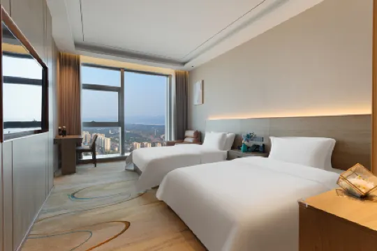 Yunxi High Altitude Hotel (Chongqing Tongliang Wuyue Plaza) Отели рядом с достопримечательностью «CPC Tongliang County Committee Party School»