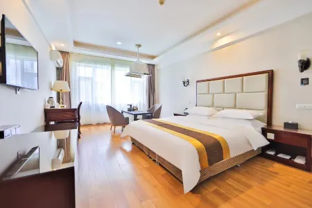 Chaogu Hotel (Changchun Satellite Square & Municipal Government) Отели рядом с достопримечательностью «Changchun Vocational Institute of Technology»