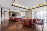 리싱 핫 스피링 리조트 쿤밍 쿤밍 간부 요양원-실내 온수 수영장 주변 호텔