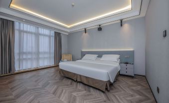 Whale War Cinema Hotel (Beilun)