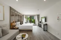 Bella Nara Phuket Naiyang Beach - Parvekkeita