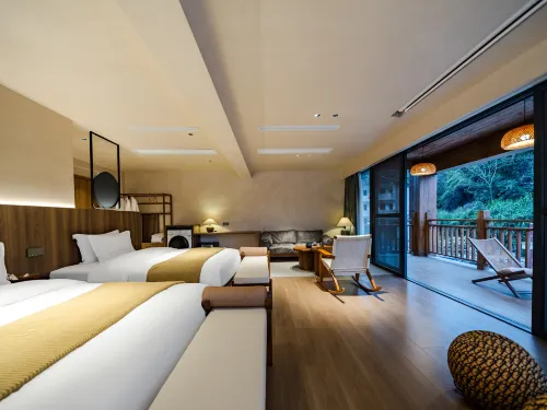 Susanqiu Light Luxury Meisu (Nanjing Tulou Branch) - Parkering