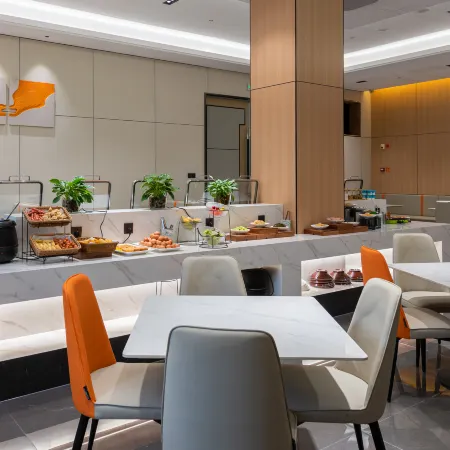 GreenTree Eastern Hotel (Fuzhou Software Park Jingxi Houyu Subway Station)