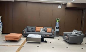 Wanrong Dingsheng Business Hotel